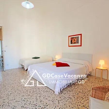 Gdcasevacanza -centralissimo Su Corso Roma- Apartment