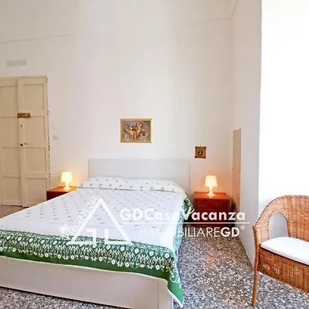 Gdcasevacanza -centralissimo Su Corso Roma- Apartment *