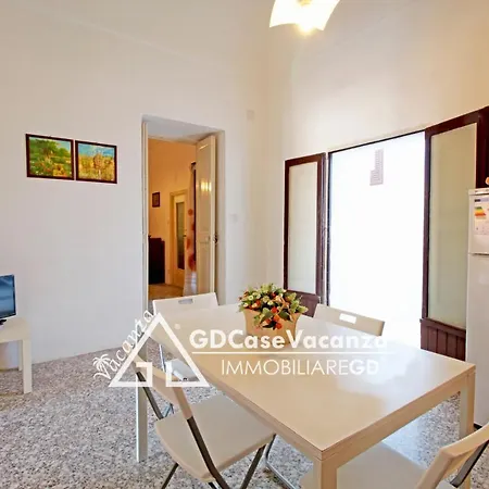 Gdcasevacanza -centralissimo Su Corso Roma- Apartment *